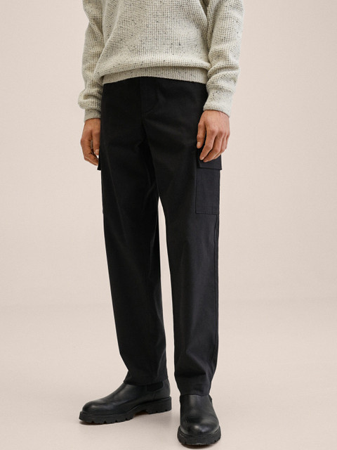 

MANGO MAN Black Solid Cargo Trousers