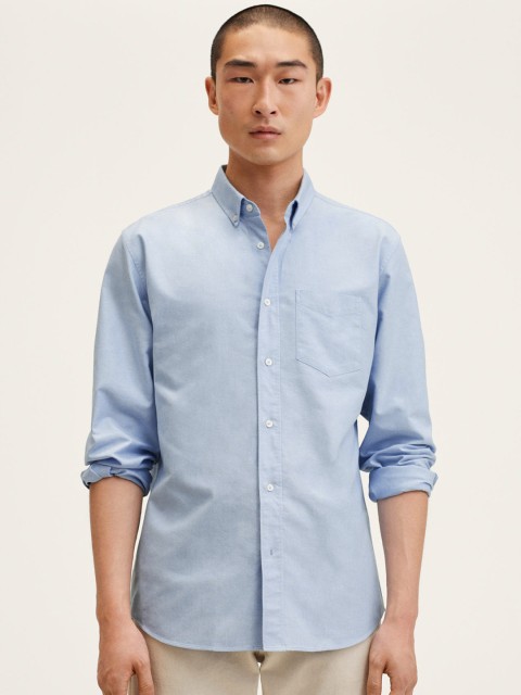 

MANGO MAN Blue Solid Pure Cotton Casual Shirt
