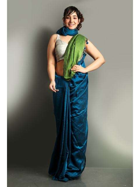 

Charukriti Blue & Green Cotton Handloom Saree