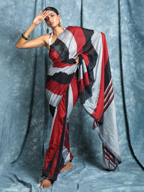 

Charukriti Black & Maroon Colourblocked Cotton Saree