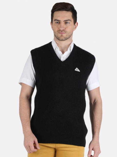 

Monte Carlo Men Black Sweater Vest