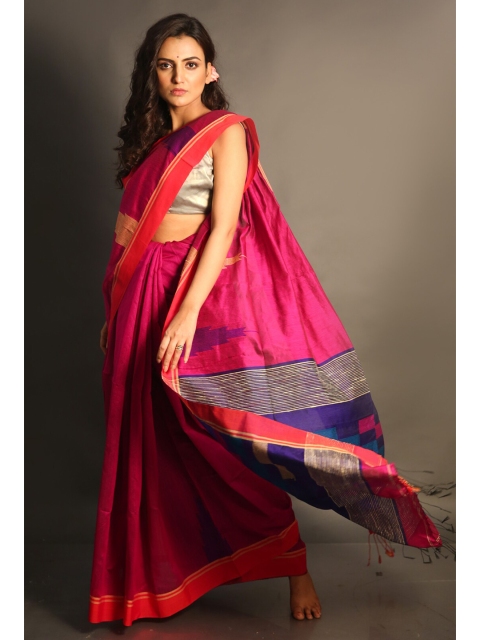 

Charukriti Pink & Blue Woven Design Cotton Blend Handloom Saree With Tasselled Pallu