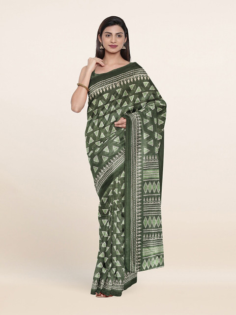 

Pothys Green & White Printed Saree