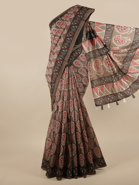 

Pothys Grey & Red Paisley Printed Saree