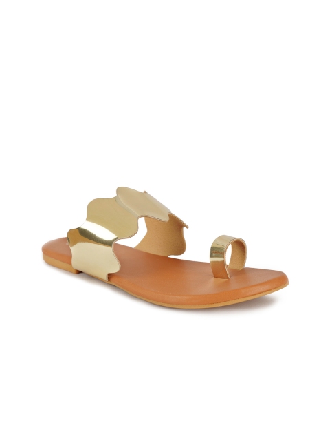 

STALK Women Gold-Toned One Toe Flats
