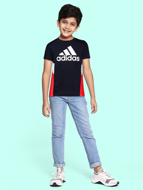 

ADIDAS Boys Navy Blue & Red Brand Logo Printed T-shirt