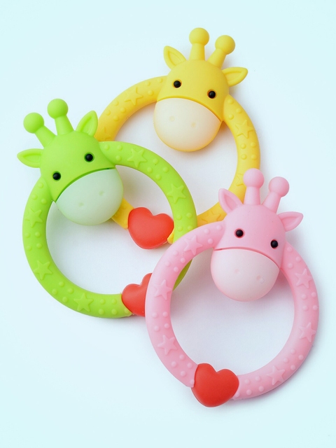 

R for Rabbit Kids Pink & Green Set Of 3 Giraffe-Shaped Baby Teether Toy