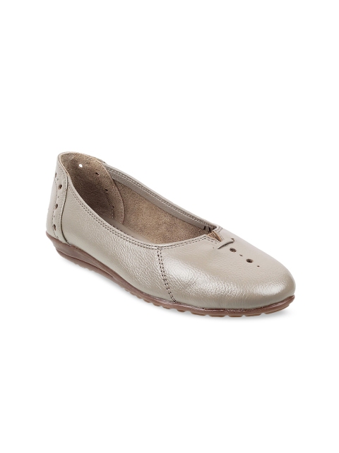 

Mochi Women Beige Textured Ballerinas with Laser Cuts Flats