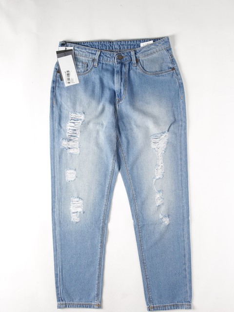 

HERE&NOW Women Blue Boyfriend Fit Highly Distressed Pure Cotton Stretchable Jeans