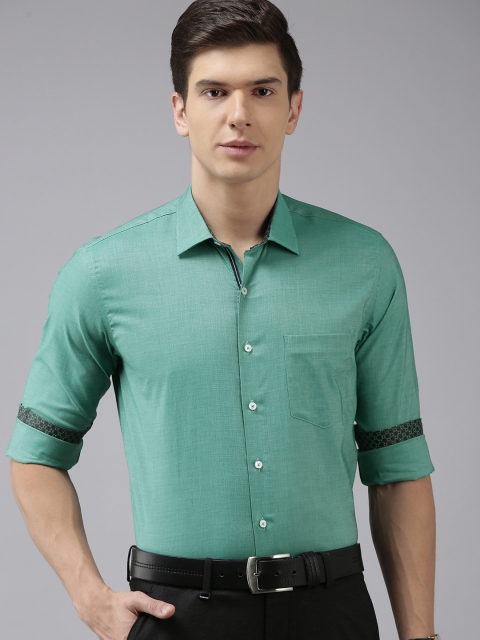 

Van Heusen Men Green Slim Fit Formal Shirt