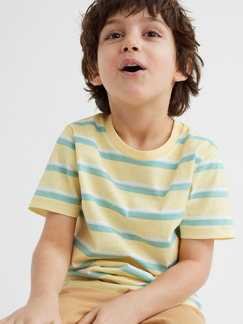 

H&M Boys Yellow & Blue Cotton T-shirt