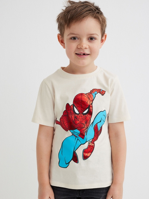 

H&M Boys White & Red Spiderman Printed T-shirt