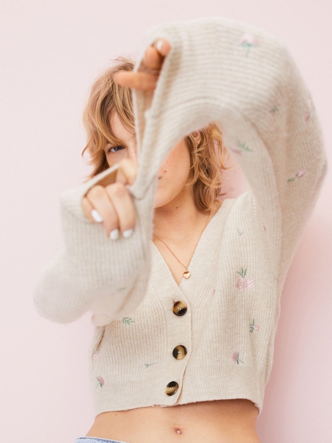 

H&M Beige Embroidery-Detail Cardigan