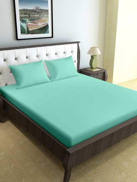 

Divine Casa Sea Green Solid 120 TC Queen Bedsheet with 2 Pillow Covers