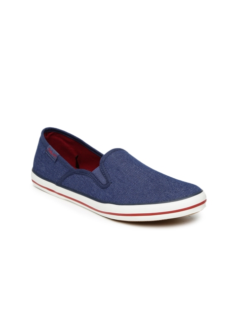 

Boltio Women Navy Blue Solid Slip-On Sneakers