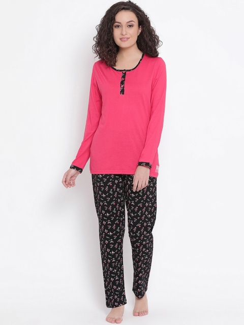 

Kanvin Women Pink & Black Pure Cotton Night suit