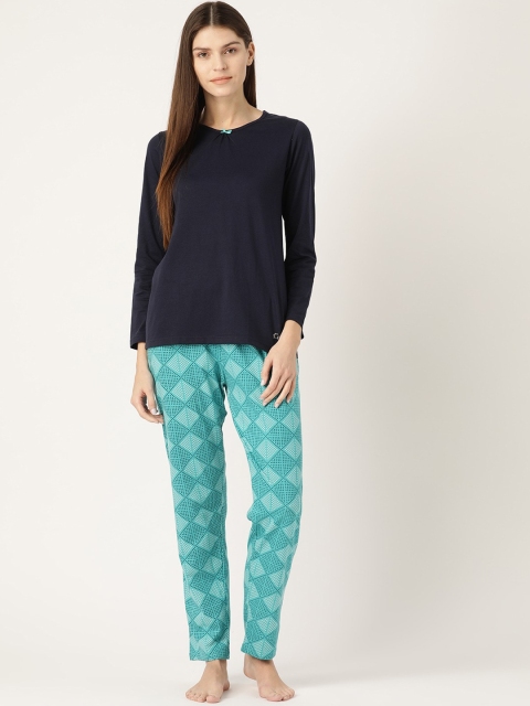 

Kanvin Women Navy Blue & Turquoise Blue Pure Cotton Night suit