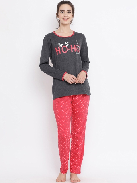 

Kanvin Women Charcoal & Peach-Coloured Pure Cotton Printed Night Suit
