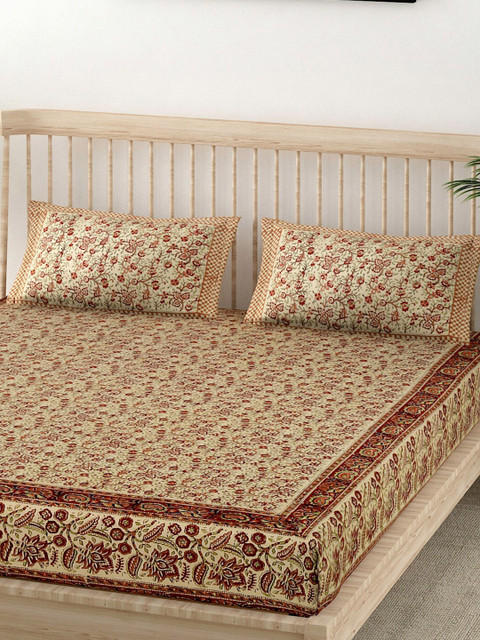

EK Beige & Red Ethnic Motifs Pure Cotton 120 TC King Bedsheet with 2 Pillow Covers