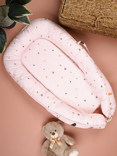 

KICKS & CRAWL Kids Pink Printed Baby Bed Set