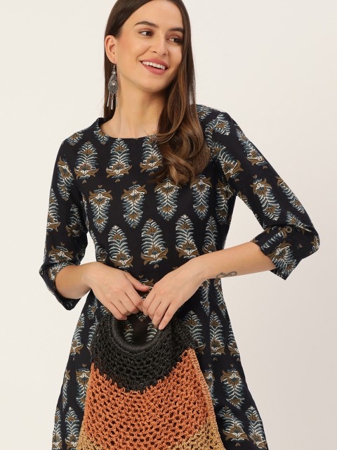 

AMUKTI Women Black & White Ethnic Motifs Printed Straight Kurta