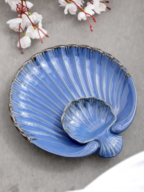 

EK BY EKTA KAPOOR Blue Textured Ceramic Platter with Dip Bowl