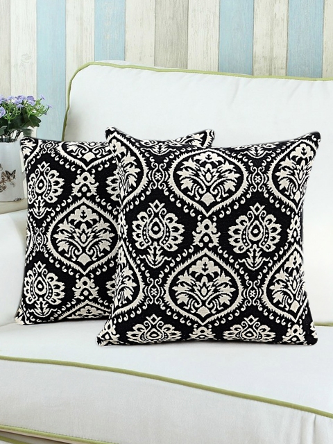 

Saral Home Black & White Set of 2 Patterned 16" x 16" Square Cushion Covers