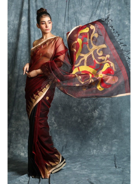 

Charukriti Red & Gold-Toned Woven Design Zari Saree