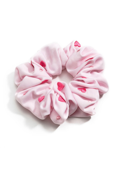 

MASQ Women Pink Hearts Printed Cloth Mask & Scrunches