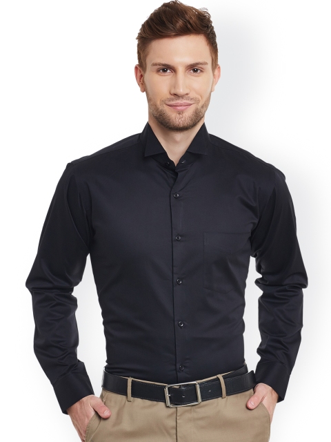 

Hancock Men Black Slim Fit Solid Formal Shirt