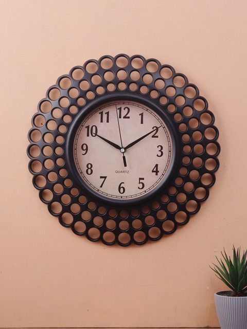 

House Of Accessories Black & Mauve Contemporary Wall Clock