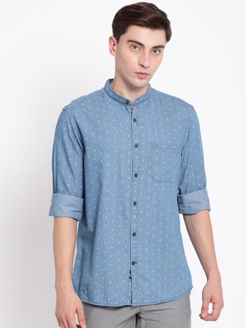

Indian Terrain Men Blue Chiseled Slim Fit Printed Casual Shirt