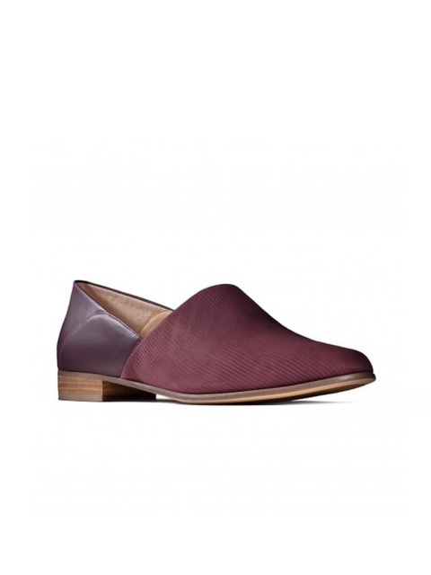 

Clarks Women Red Leather Slip-On Sneakers