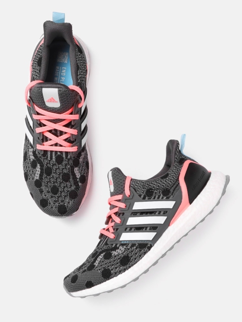 

ADIDAS Women Grey & Black Woven Design Ultraboost 5.0 DNA Sustainable Running Shoes