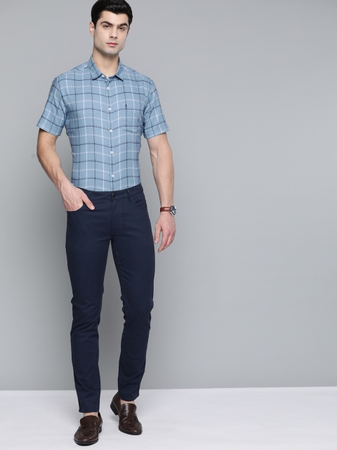

Indian Terrain Men Blue & White Slim Fit Tartan Checks Smart Casual Shirt