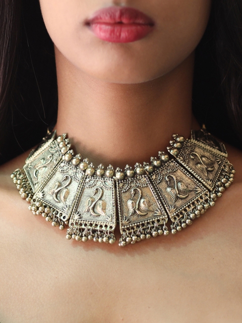 

Ayesha Women Gold-Toned Handcrafted Choker Necklace