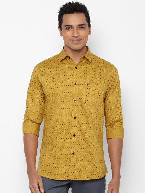 

Allen Solly Men Yellow & Blue Slim Fit Printed Pure Cotton Casual Shirt