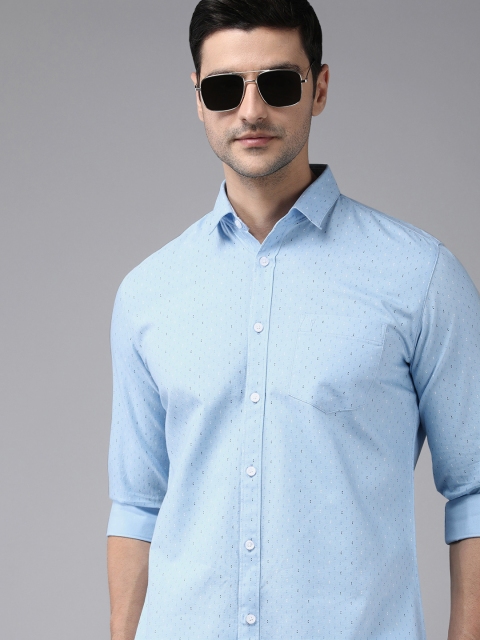 

Van Heusen Sport Men Blue Slim Fit Printed Casual Shirt