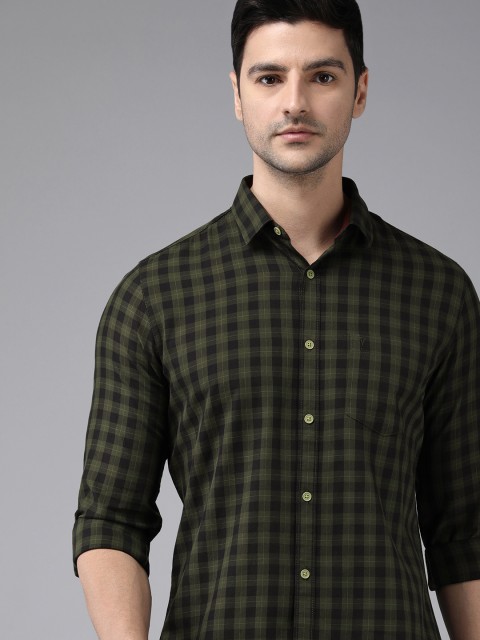 

Van Heusen Sport Men Green Slim Fit Gingham Checked Casual Shirt