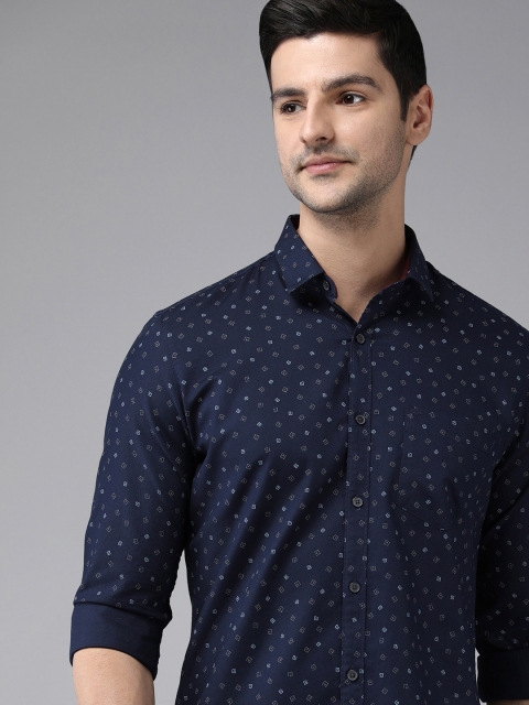 

Van Heusen Sport Men Blue Slim Fit Printed Casual Shirt