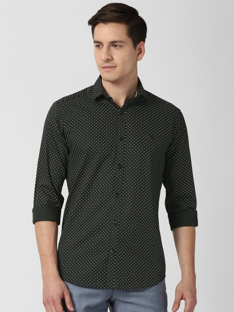 

V Dot Men Black Slim Fit Printed Casual Shirt