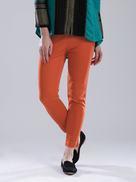 

W Women Orange Solid Cropped Casual Trousers