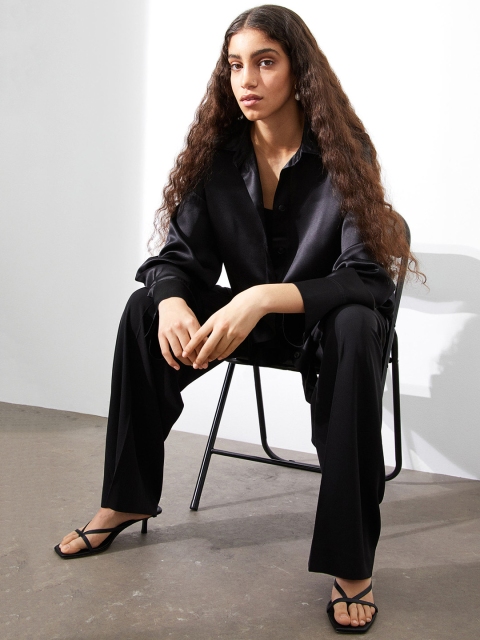 

H&M Women Black Tailored Trousers