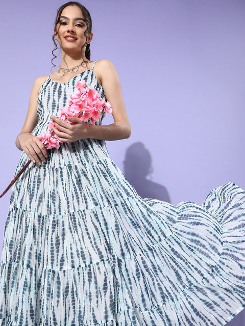 

Sera Blue & Blue Tie and Dye Dyed Chiffon Maxi Dress