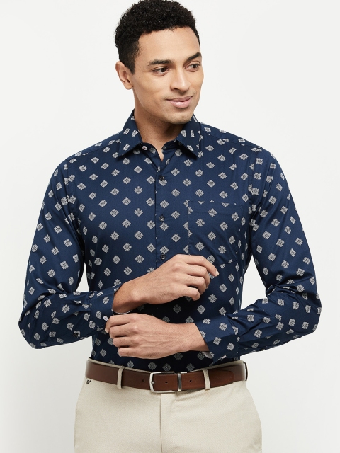 

max Men Navy Blue Printed Casual Shirt