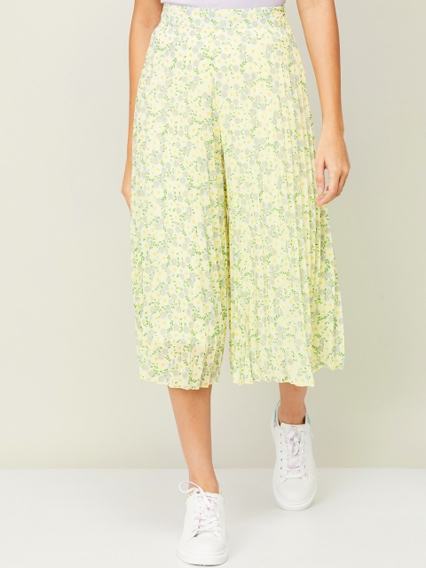 

Ginger by Lifestyle Woman Yellow Floral Printed High-Rise Culottes Trousers
