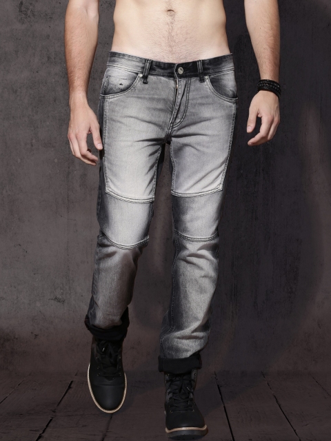 

Roadster Men Black Skinny Fit Mid-Rise Clean Look Jeans