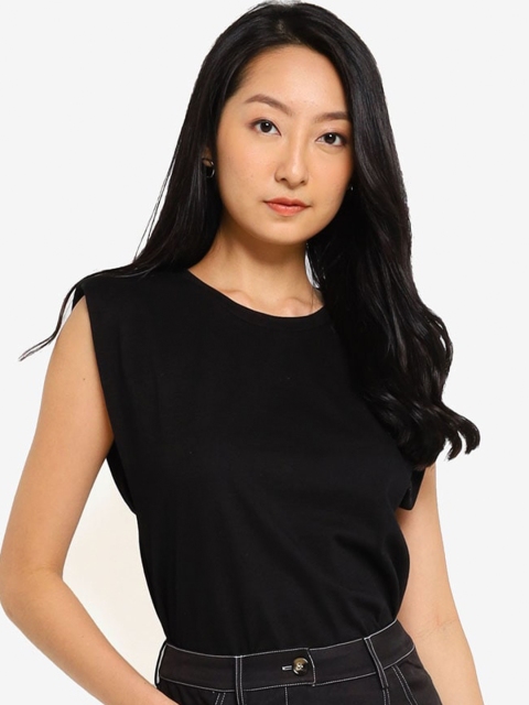 

ZALORA BASICS Women Black Shoulder Pad Top