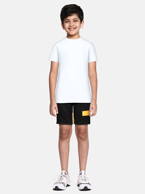 

ADIDAS Boys Black Solid Regular Shorts