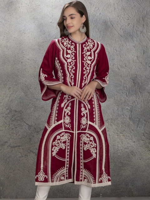 

Lakshita Women Red & White Floral Printed Thread Work Kurta